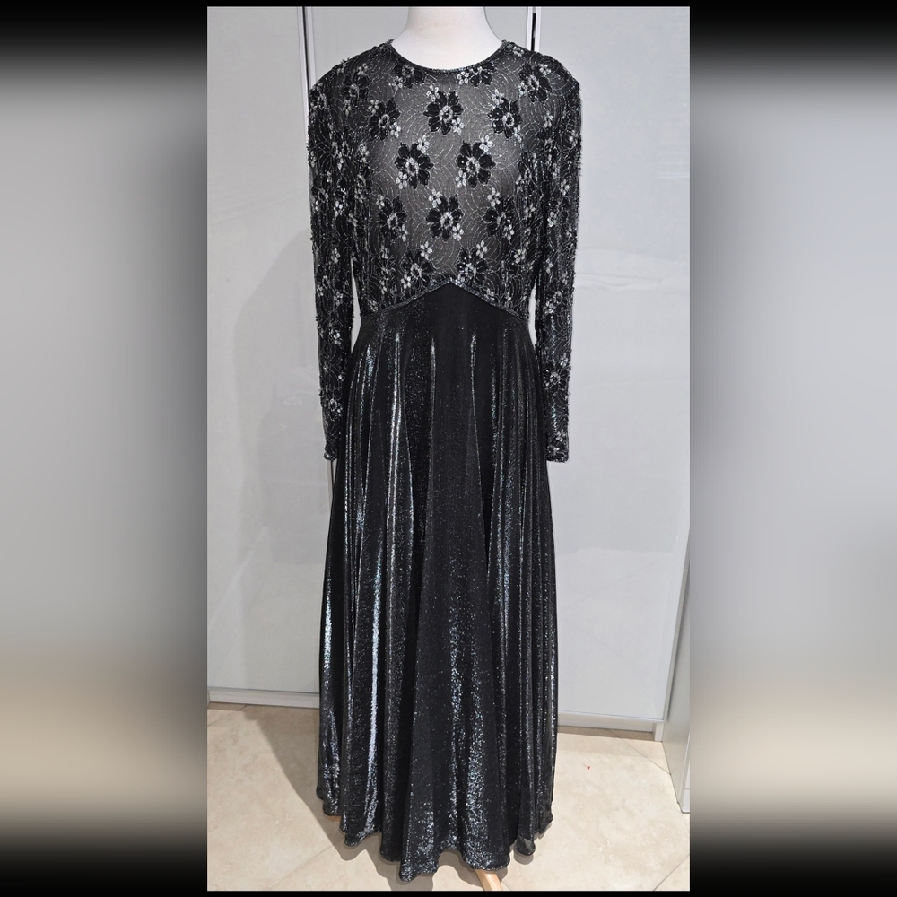 Victor Costa By Nahdree Formal Gown Womens Size 12 Black